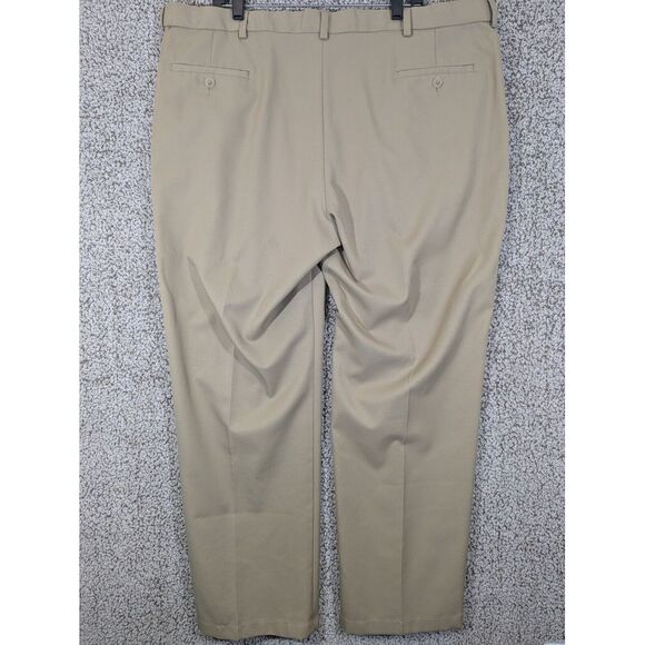 Haggar Golf Pants Men's Size 44x31 Cool 18 Pro Beige Microfiber Comfort Waist - Picture 4 of 8